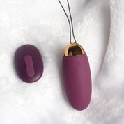 Фиолетовое виброяйцо Elva с пультом ду - фото, цены