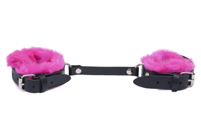 Черные базовые наручники из кожи с розовой опушкой - фото, цены