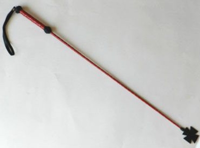 Короткий плетеный стек с наконечником-крестом и красной рукоятью - 70 см. - фото, цены