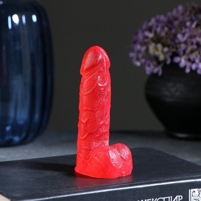 Красное фигурное мыло Фаворит с земляничным ароматом - 95 гр. - фото, цены