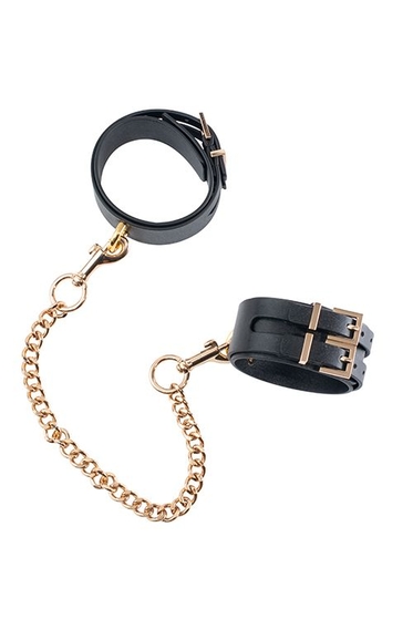 Черные оковы Premium Ankle Cuffs With Chain с золотистой цепочкой - фото, цены