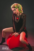 Красный кляп-шар Love Addict на черных ремнях - фото, цены