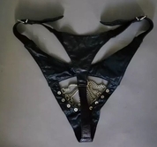 Женские кожаные трусы, застегивающиеся на две пряжки - фото, цены