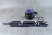 Кожаные подвёрнутые наручники с фиолетовой подкладкой - фото, цены