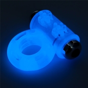 Голубое, светящееся в темноте эрекционное виброкольцо Lumino Play Vibrating Penis Ring - фото, цены