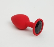 Красная анальная пробка с черным стразом - 7,6 см. - фото, цены