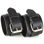 Черные кожаные наручники с пряжками Ideal - фото, цены