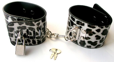 Леопардовые наручники на металлической сцепке с замком - фото, цены
