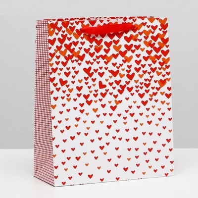 Ламинированный пакет с сердечками - 26 x 32 x 12 см. - фото, цены