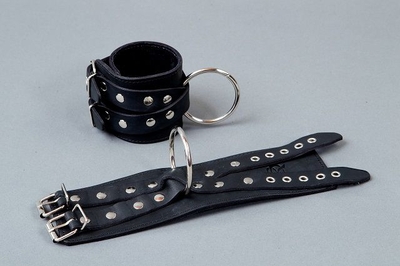 Чёрные кожаные наручники Крест - фото, цены