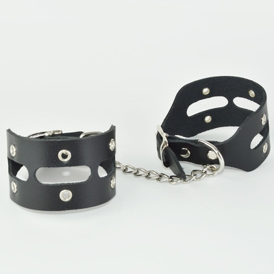 Черные кожаные наручники Лира - фото, цены
