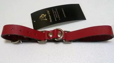Красные ременные наручники с полукольцом - фото, цены