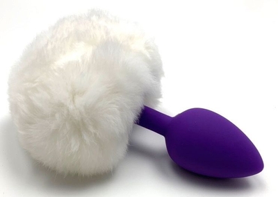 Фиолетовая анальная пробка с пушистым белым хвостиком зайчика - фото, цены