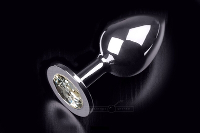 Большая серебристая анальная пробка с круглым кончиком и прозрачным кристаллом - 9 см. - фото, цены