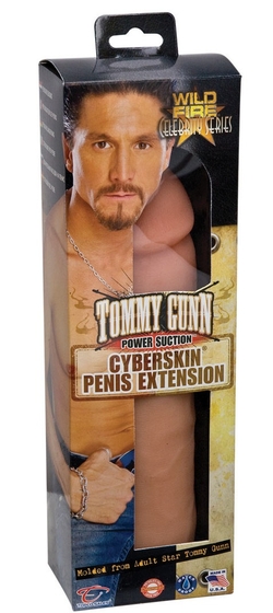 Реалистичная насадка-удлинитель Wildfire Celebrity Series Tommy Gunn Power Suction CyberSkin Penis Extension - 22 см. - фото, цены