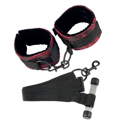 Атласные наручники с фиксацией на двери Scandal Over the Door Cuffs - фото, цены
