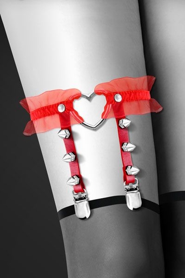 Красная подвязка с сердцем и шипами Garter With Heart - фото, цены