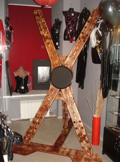Разборный Андреевский крест из дерева - фото, цены