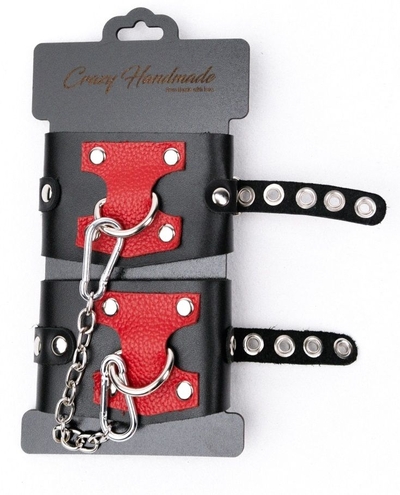 Черные наручники с красным декором и заклепками - фото, цены