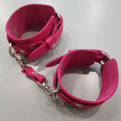 Розовые кожаные наручники - фото, цены